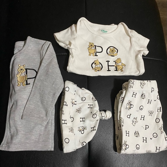 Disney Other - Disney Baby Winnie-The-Pooh 4-Piece Set 9M